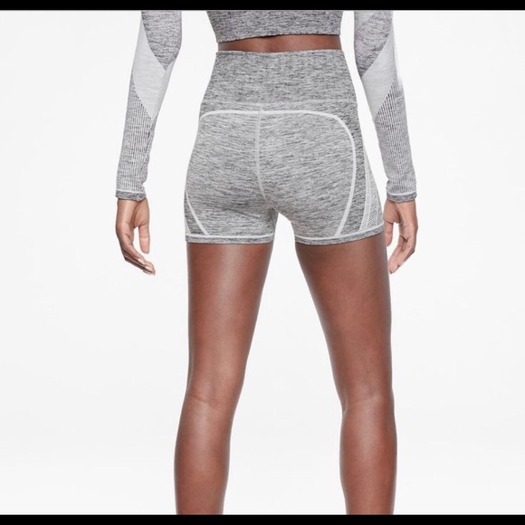 Athleta Agile Booty Short - Picture 2 of 5